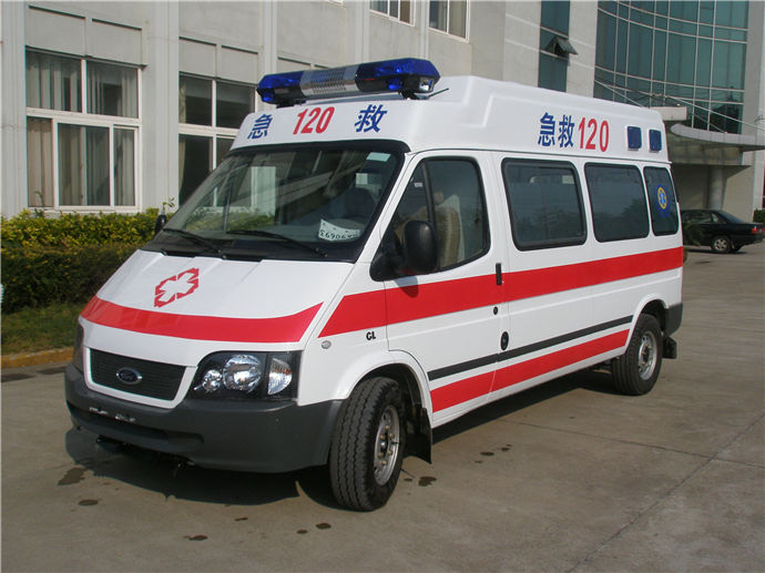 救護車廠家在今後發展中需要突破的方向